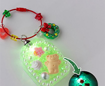 光る！クリスマスオイルチャーム